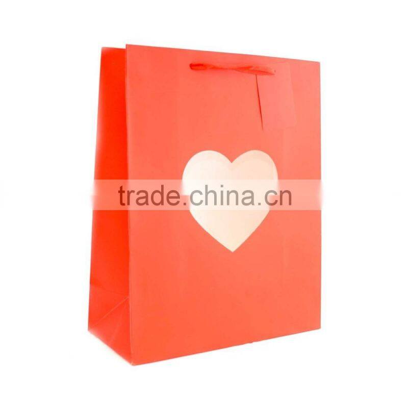 Custom Heart Gift Paper Bag /Promotional Gift Paper Bag With Your Logo
