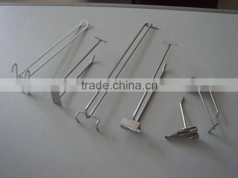 Hanging Hats Circle Metal Hook F005