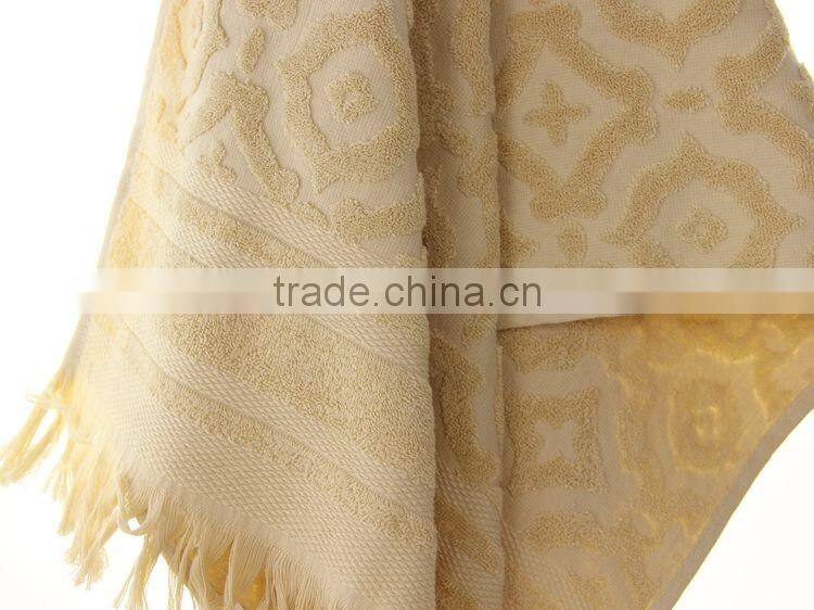 China factory 100% cotton new design bath towel with tassels