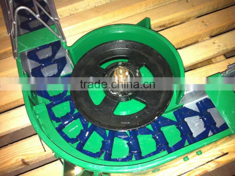 Goldenest automatic poultry equipment chains feeding system