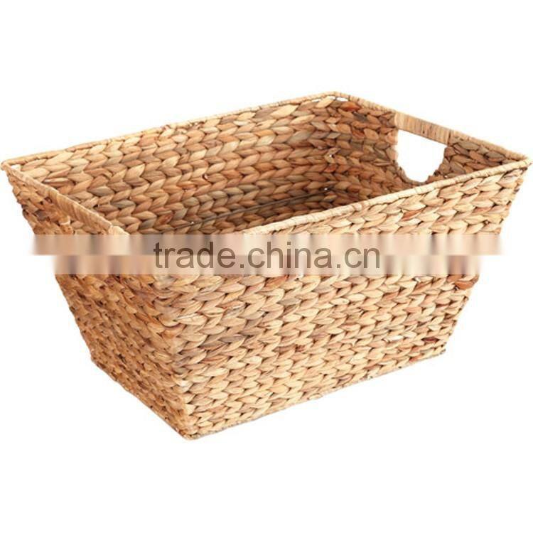 Cheap round shape water hyacinth hand woven baskets wholesale
