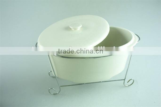 stock white oval ceramic soup tureen with cover and steelness parts, color gift box for promotion