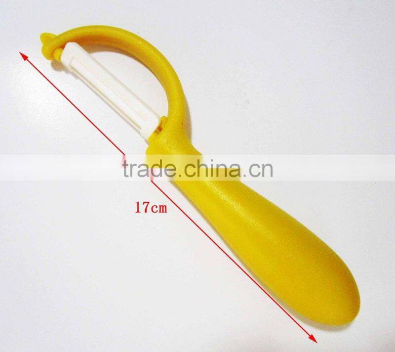 Professional Kitchenware Yellow Ceramic Peeler With Plastic Handle