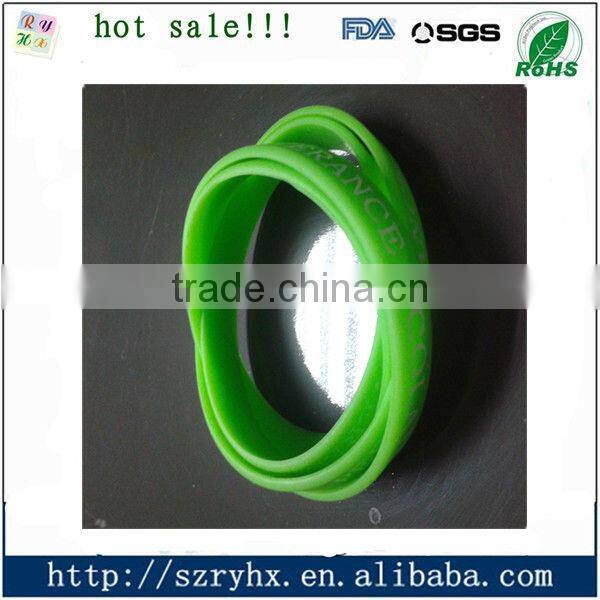 Plain silicone one direction hand band