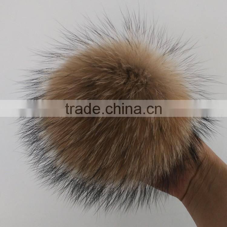 Fashion 15cm Fluffy Raccoon Fur Ball Keychain Real Fox Fur Keychain Fur Pompom Key Chain Pompon Keyring Charm Women Bag Pendant