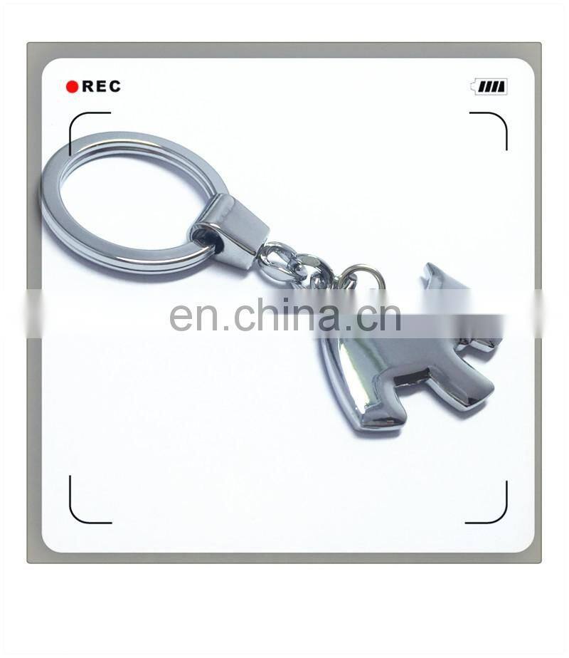 Wholesale fashion dog shaped metal keychain
