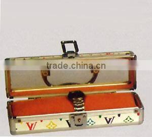 corrosion resisting hard shell 40mm wrist watch case with code lock and handle