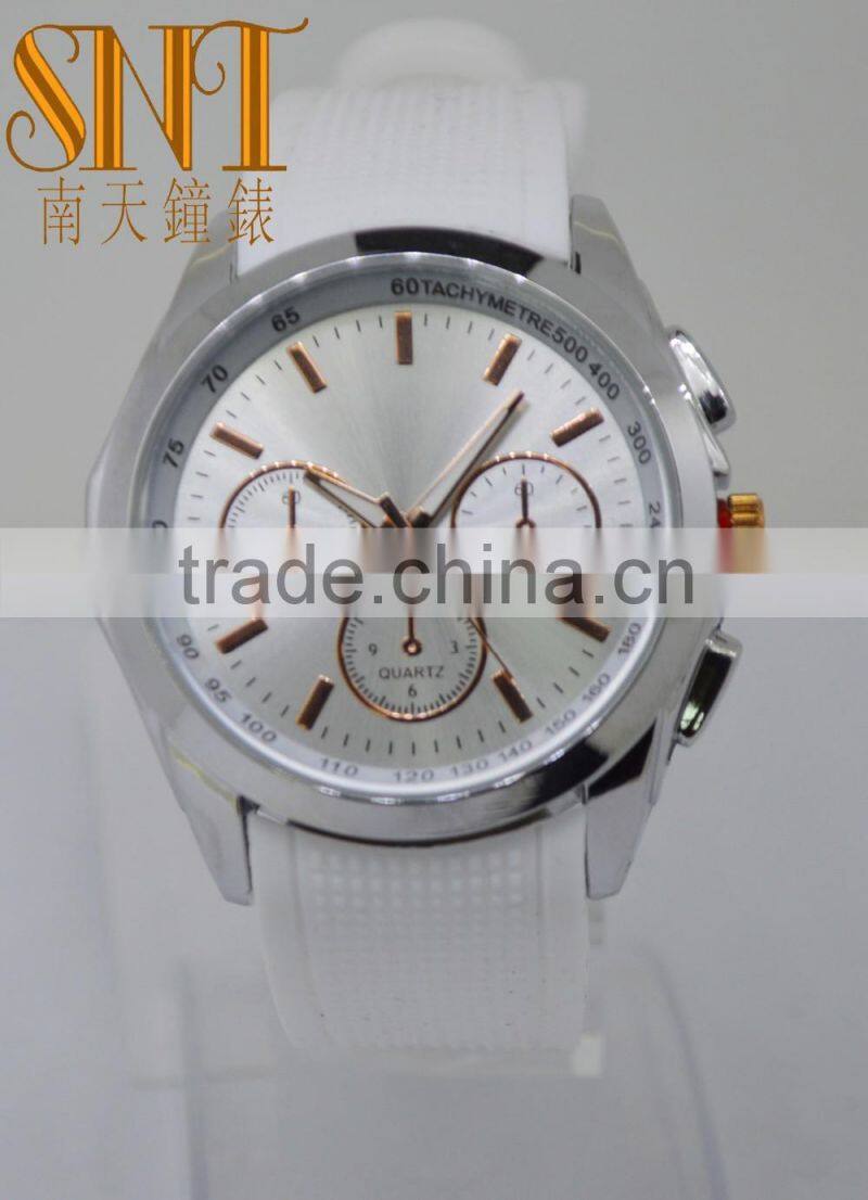 SNT-95139 have 3 chrono eyes high quality quartz watch