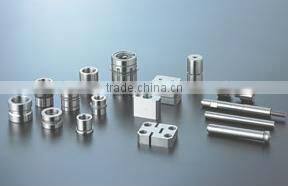 Parting lock for plastic mold