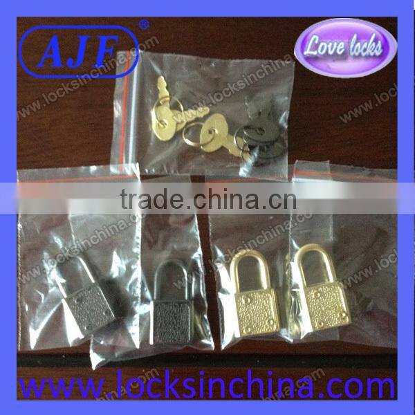 AJF Wholesale popular colorful Square Plastic mini key locks