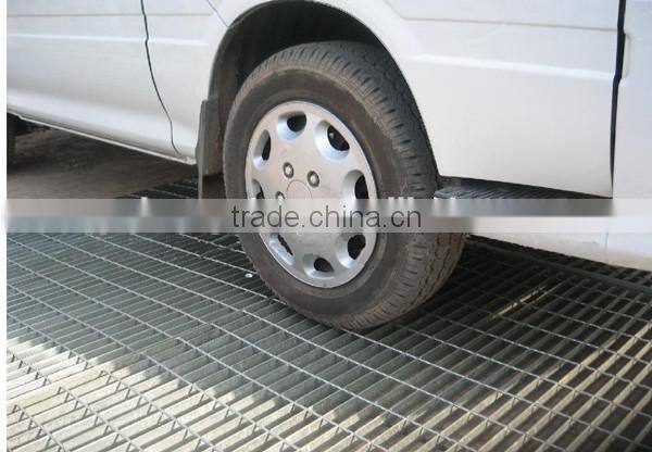 Decorative Steel Grating Fence