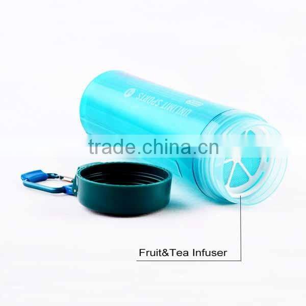 600ml Insulated Fruit Infuser tumbler Plastic Water bottle