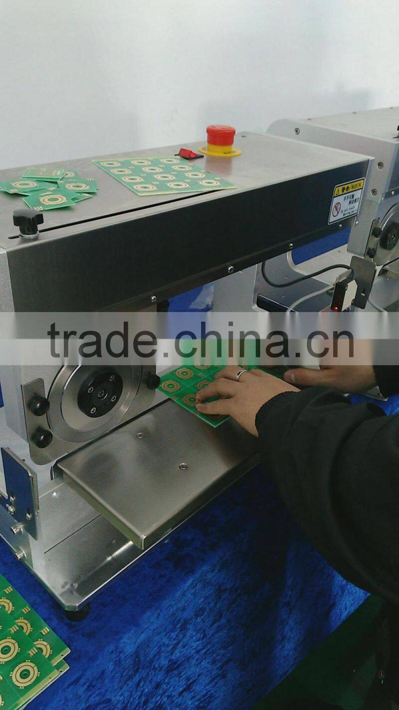 Circular blade moving PCB separator machine - YSV-1A