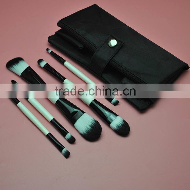 Hot Sale New Arrival Fashion Promotion Portable Makeup Brush Kit