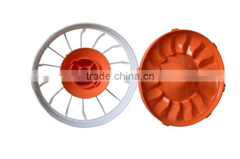 Automatic pan chicken feeding system for poultry