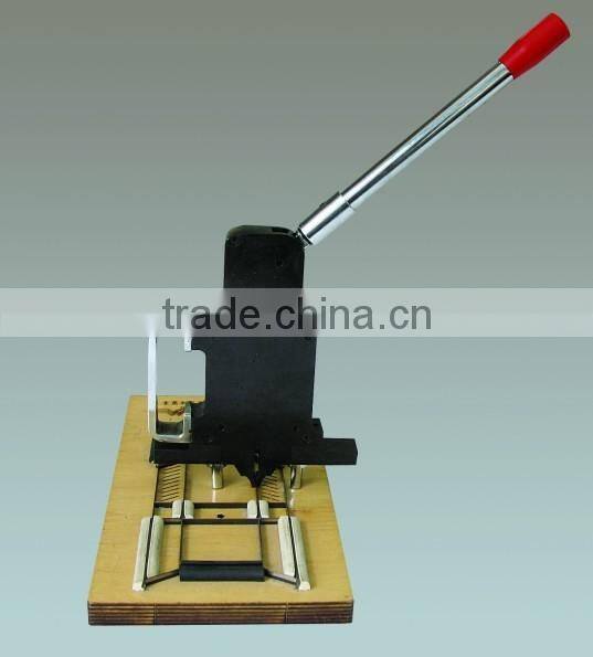 BD-25 Hand Manual Rule Blade Puller