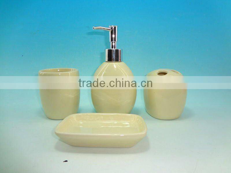 4pcs of Ceramic Bathroom Set