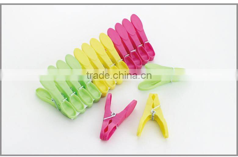Patent low price colorful European standard peg manufacturer plastic clothes peg