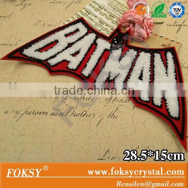 New cartoon design strawberry chenille embroidered patches