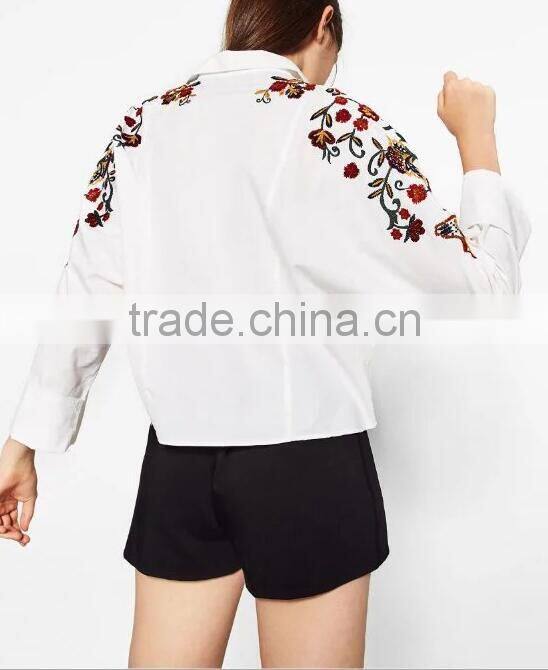 Runwaylover EY2383B Women New Fashion 2017 Loose Embroidery Blouse