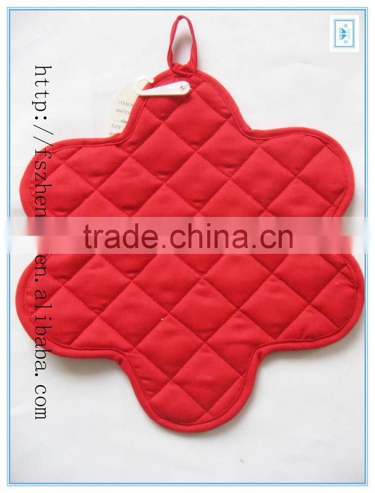 Printed 100 % Cotton Round Square Star Circle Shape Pot holder in oven mitten