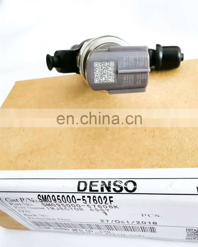 Original Diesel injector 095000-5760,1465A054 for common rail 4M41 engine