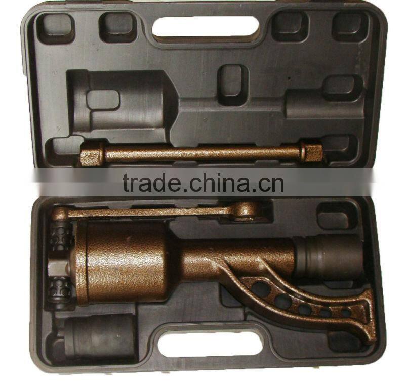 Torque Multiplier Truck Trailer RV Lug Nut Wrench Labor Saving Wrench w/Case NEW