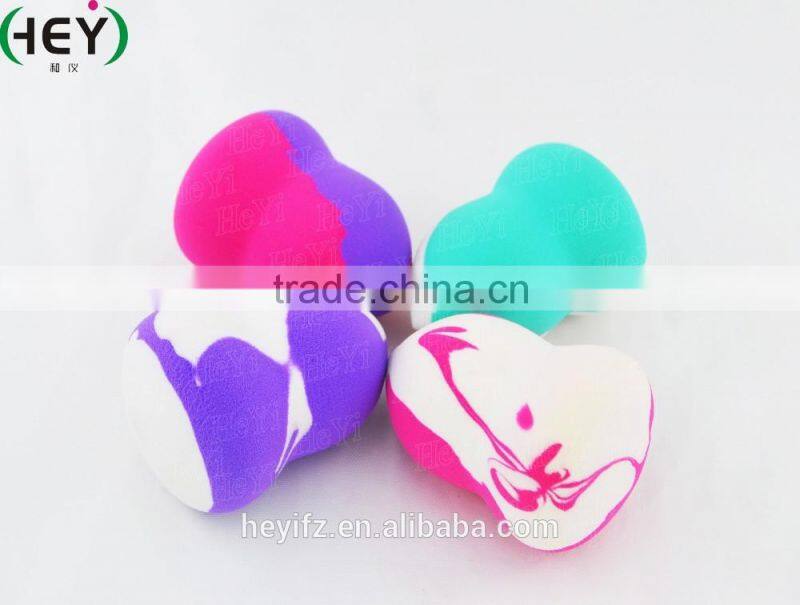 2016 Hot Sell Smooth Puff Bottle Shape Mixed Color Non-allergenic Sponge Foundation Blender
