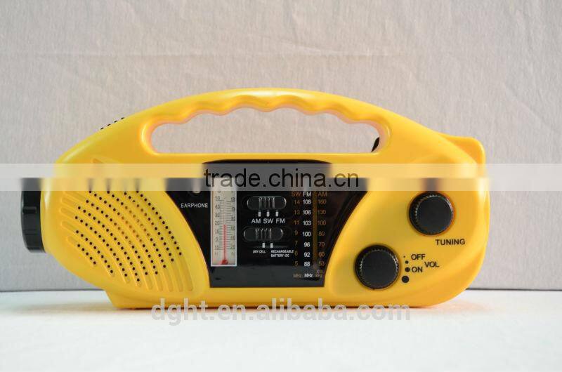 solar dynamo radio with flashlight