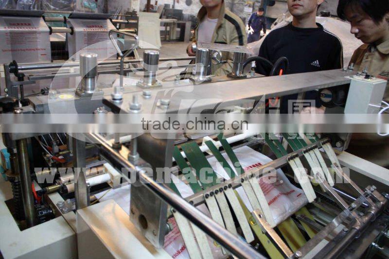 CE Standard Automatic T-shirt Bag Making Machine