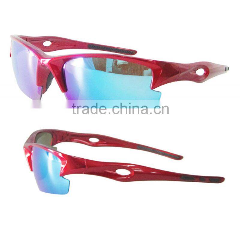 Red half frame sports glasses, comfortable black gloves, any movement are applicable
