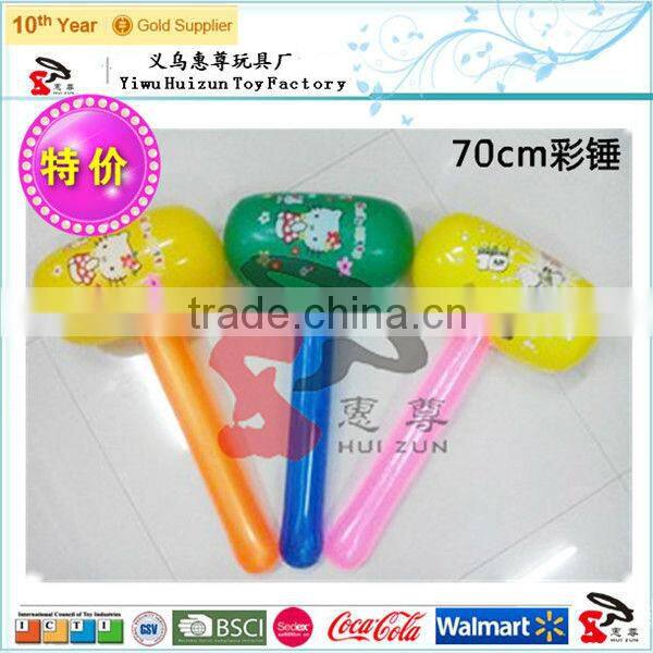 2013 new design PVC inflatable stick at the shape of giraffe