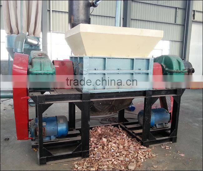 Industrial 1-2T/H Small Wood Sawdust Crusher Machine For Sale