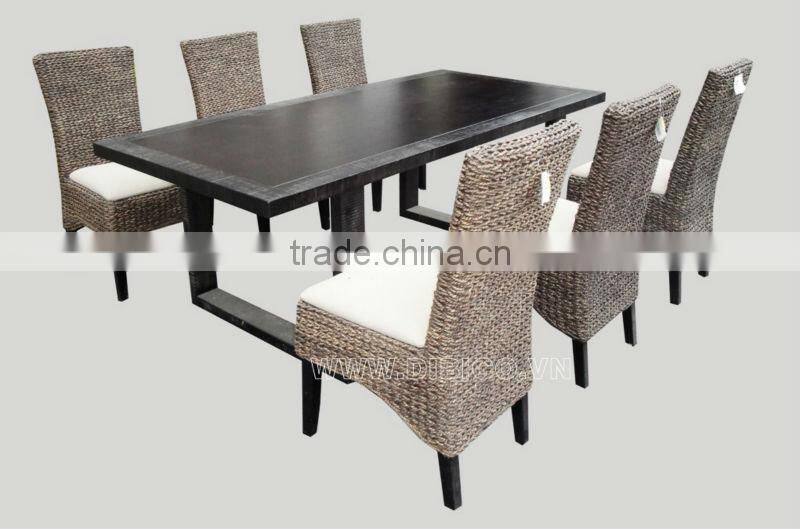 Hot Sale Indoor Rattan Dining Table And Chairs