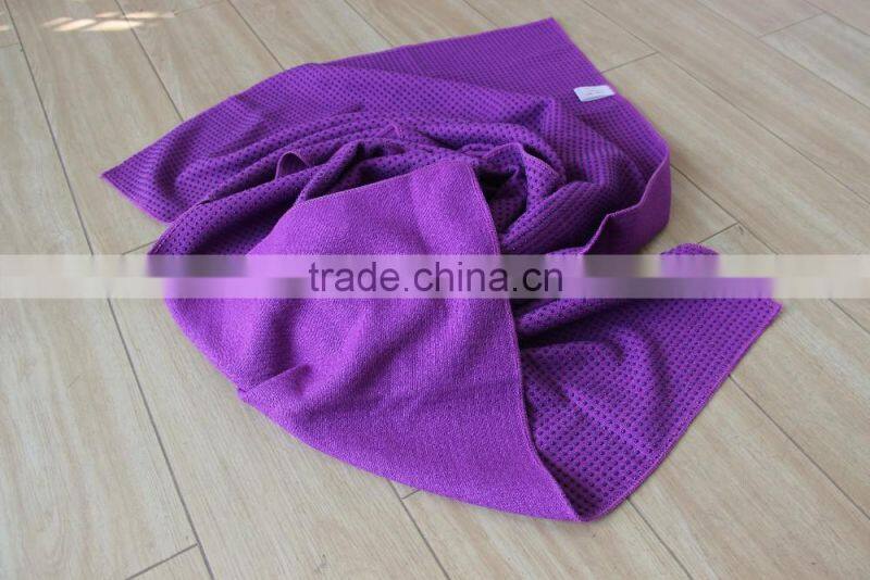 Eco-friendly non-slip microfiber yoga towel with silicone dot