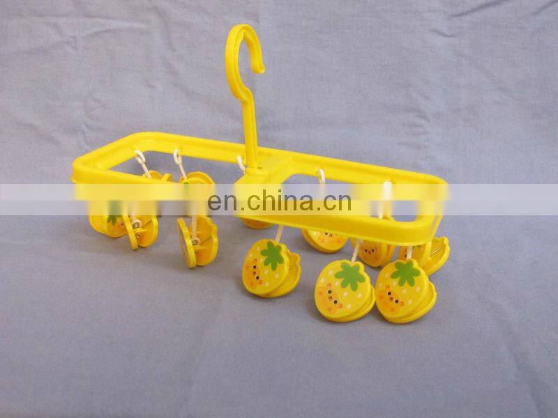 cartoon plastic clothes peg hanger