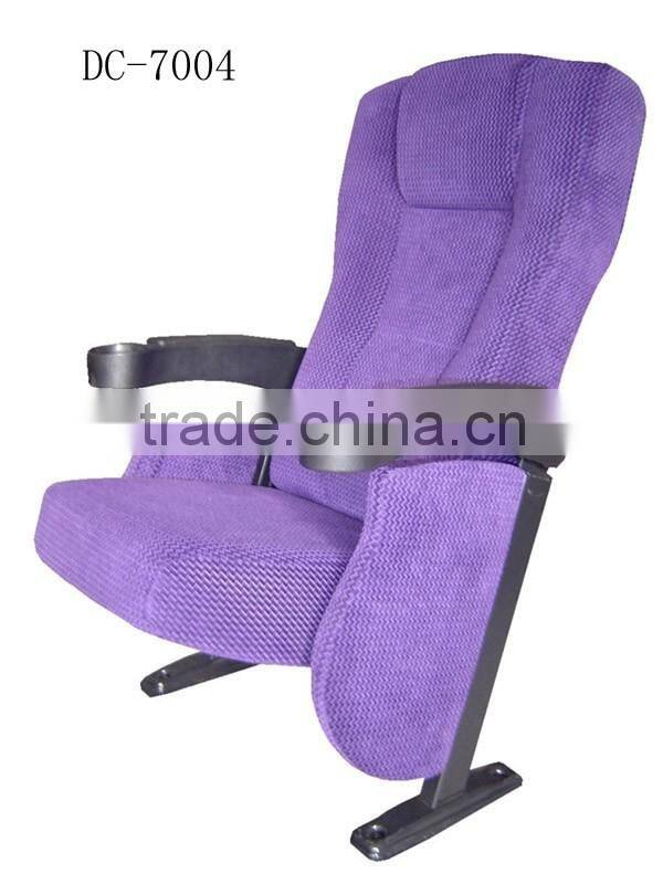 3D 4D cinema chair