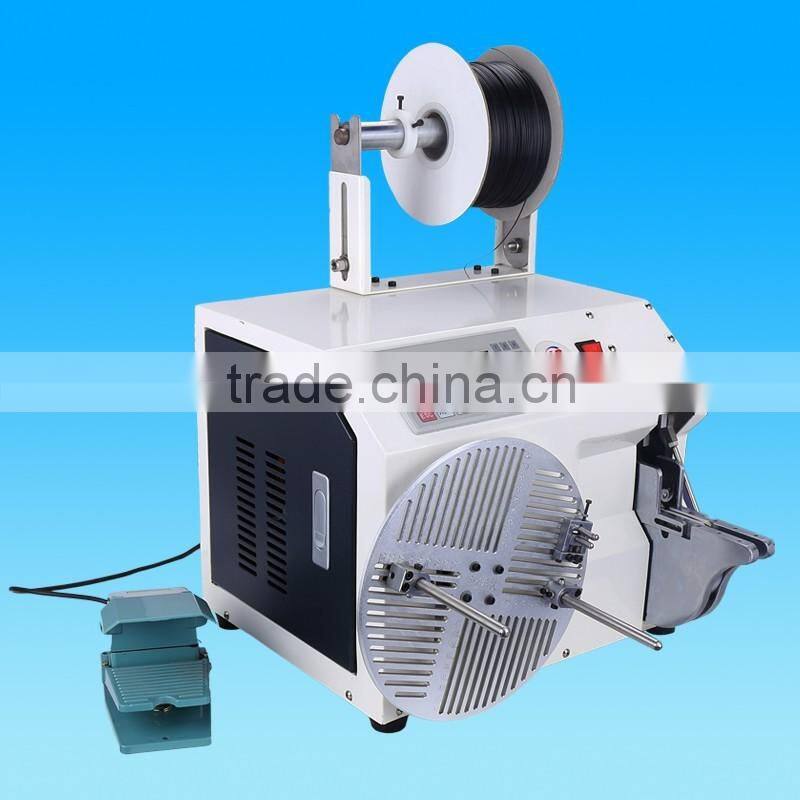Automatically binding wire winding machine