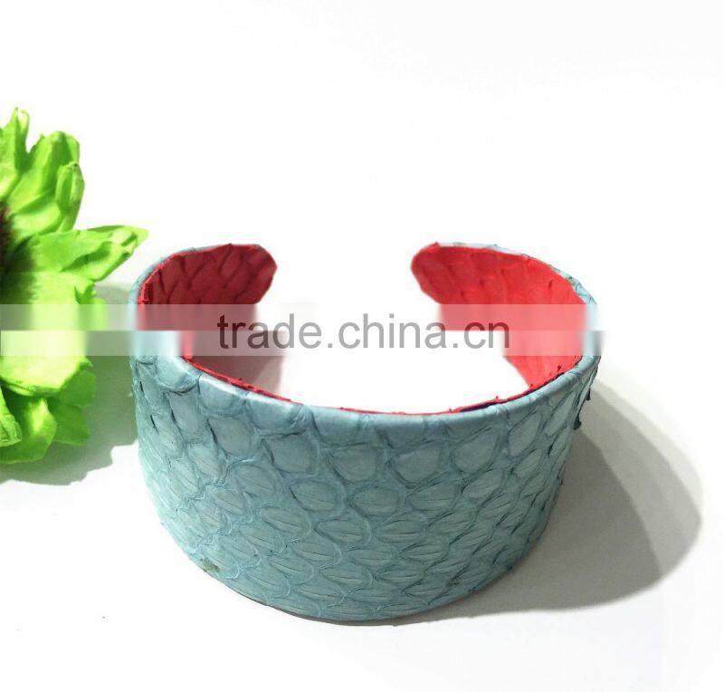 Unique New animal jewelry beautiful Real snake skin design cuff bangle