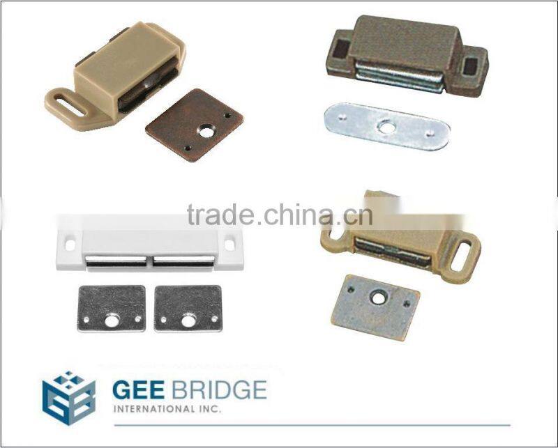 0801023 Plastic Housing Furniture Hardware Door Cabinet Magnetic Catch