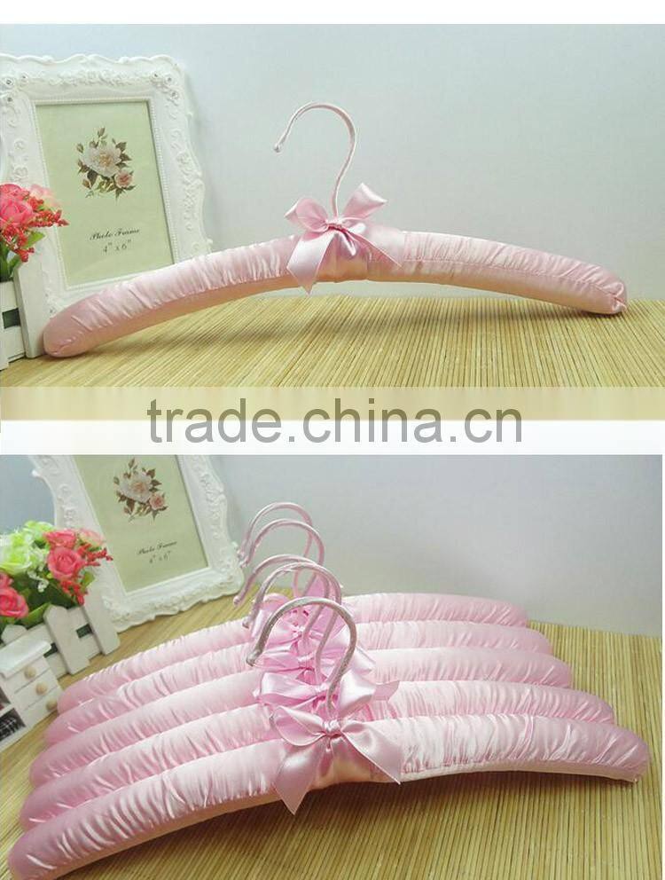 familar and hotel luxury suit fancy clothes hanger for home