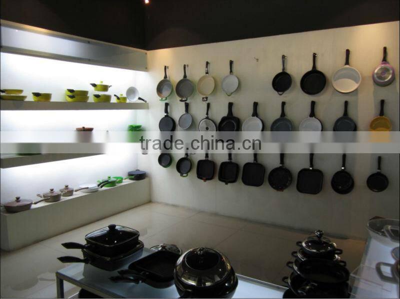 forged grill pan with healthy coating