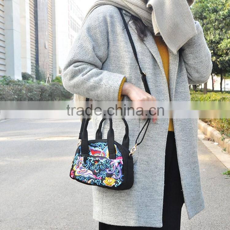 Single strap women shoulder bag/handbags with long strap embroidery