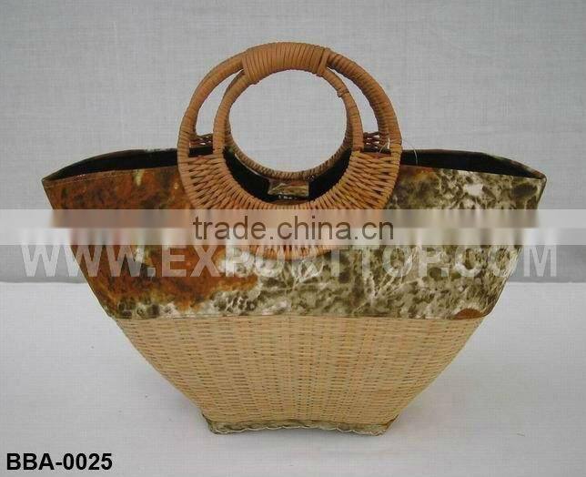 Colorful handemade bamboo bags (july@etopvietnam.com)