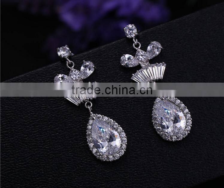 Wholesale Stock Small Order Fashion Women Flash Crown Zircon Earrings