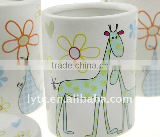 Beautiful Ceramic bath accessory