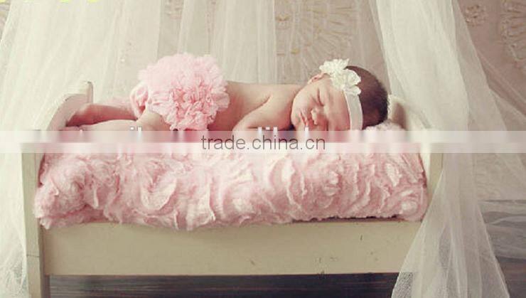 chiffon ruffle baby bloomers/christmas baby bloomers/Children's Shorts