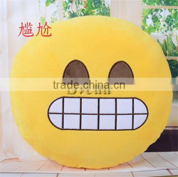 QUITE Hot selling Emoji Pillows Wholesale Plush Emoji Pillows Promotion plush emoji pillow