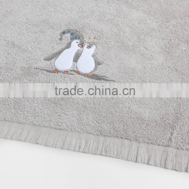 Cheap Wholesale High Quality 100 Cotton Bath Towel With Tassels