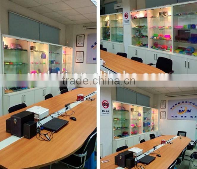 Eco-friendly High quality silicone nipple bottle with the BPA free test